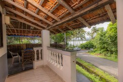 Studio,Rver& SeaView on Talpona road Wifi,Ac,prk
