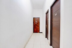 Hotel O Mega Inn Guest House