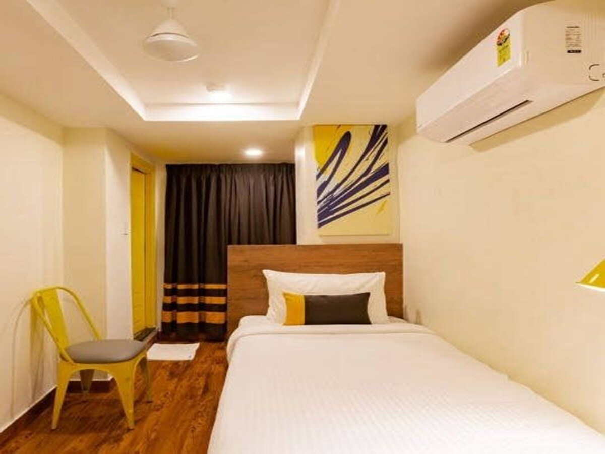 Hotel Maheshwari - Tap to explore photos