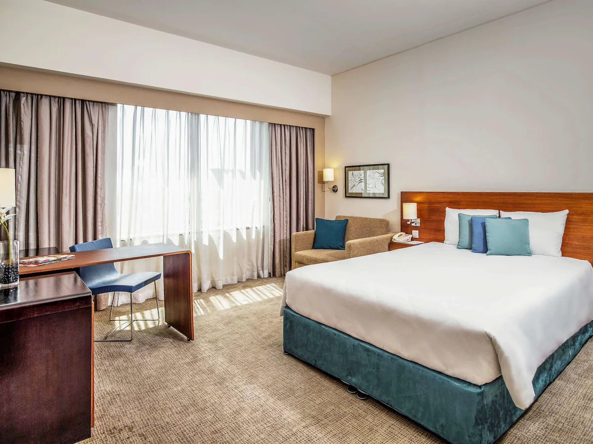 Novotel Deira Creekside Dubai Room Type - Superior Room with 1 double bed and sofa Novotel Deira Creekside Dubai Room Type - Superior Room with 1 double bed and sofa