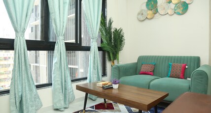 Ivy Downtown Apartment | 1 BHK | Nr NESCO & SV Rd Room Type - Ivy Downtown Apartment | 1 BHK | Nr NESCO & SV Rd
