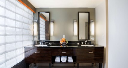Colcord Hotel Oklahoma City, Curio Collection by Hilton Room Type - COLCORD KING SUITE