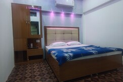 Rooms of Ansh Paying Guest | Near Kashi Vishwanath Temple