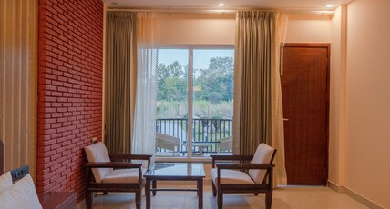 Delight The Lavish Loft Corbett (Near To Sitabani Zone) Room Type - Deluxe Room With Garden View