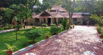 The Canaan | 5 mins walk to Beach Room Type - Family Double Deluxe AC Room