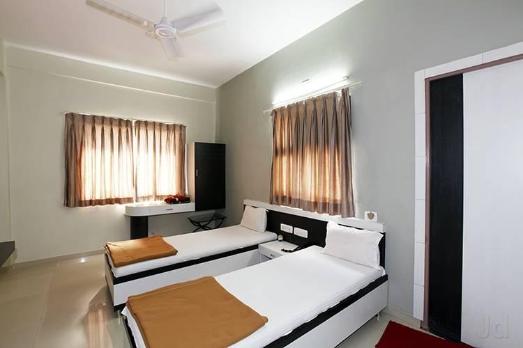 Hotel Apex - Tap to explore photos