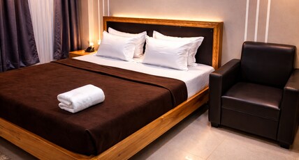 HOTEL MINATI PALACE Room Type - Deluxe Non AC