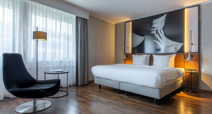Radisson Blu Hotel, Basel Room Type - Premium Room - Pool Access