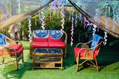 Sa-Rang (Private Garden with Gazeebo)