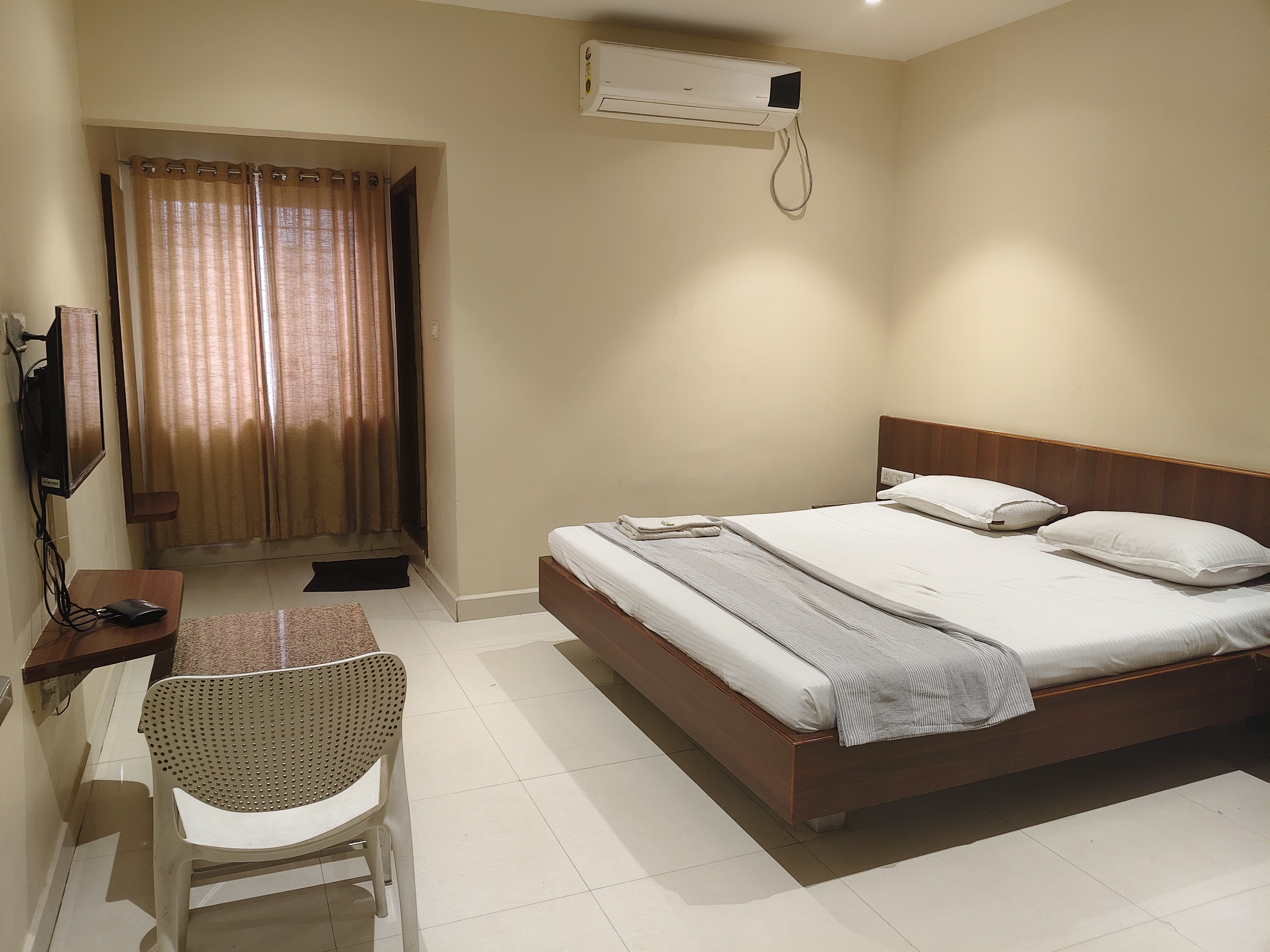 Hotel Chakrie Residency(New) - Tap to explore photos