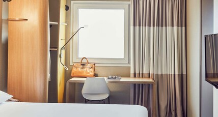 ibis Toulon La Valette Room Type - Standard Room with two single beds ibis Toulon La Valette Room Type - Standard Room with two single beds