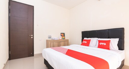 Hotel O Taman Dayu Villa Golf View Room Type - Indonesia Suite Family