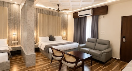 Misha Grand Room Type - Premium Suite Room AC Misha Grand Room Type - Premium Suite Room AC