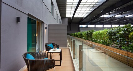 Holiday Inn Express & Suites, OMR Bengaluru Room Type - 1 Queen Bed Standard with Balcony & Free Breakfast Holiday Inn Express & Suites, OMR Bengaluru Room Type - 1 Queen Bed Standard with Balcony & Free Breakfast