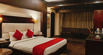 Hotel Saurabh By Moonlight Hospitality Room Type - Suite