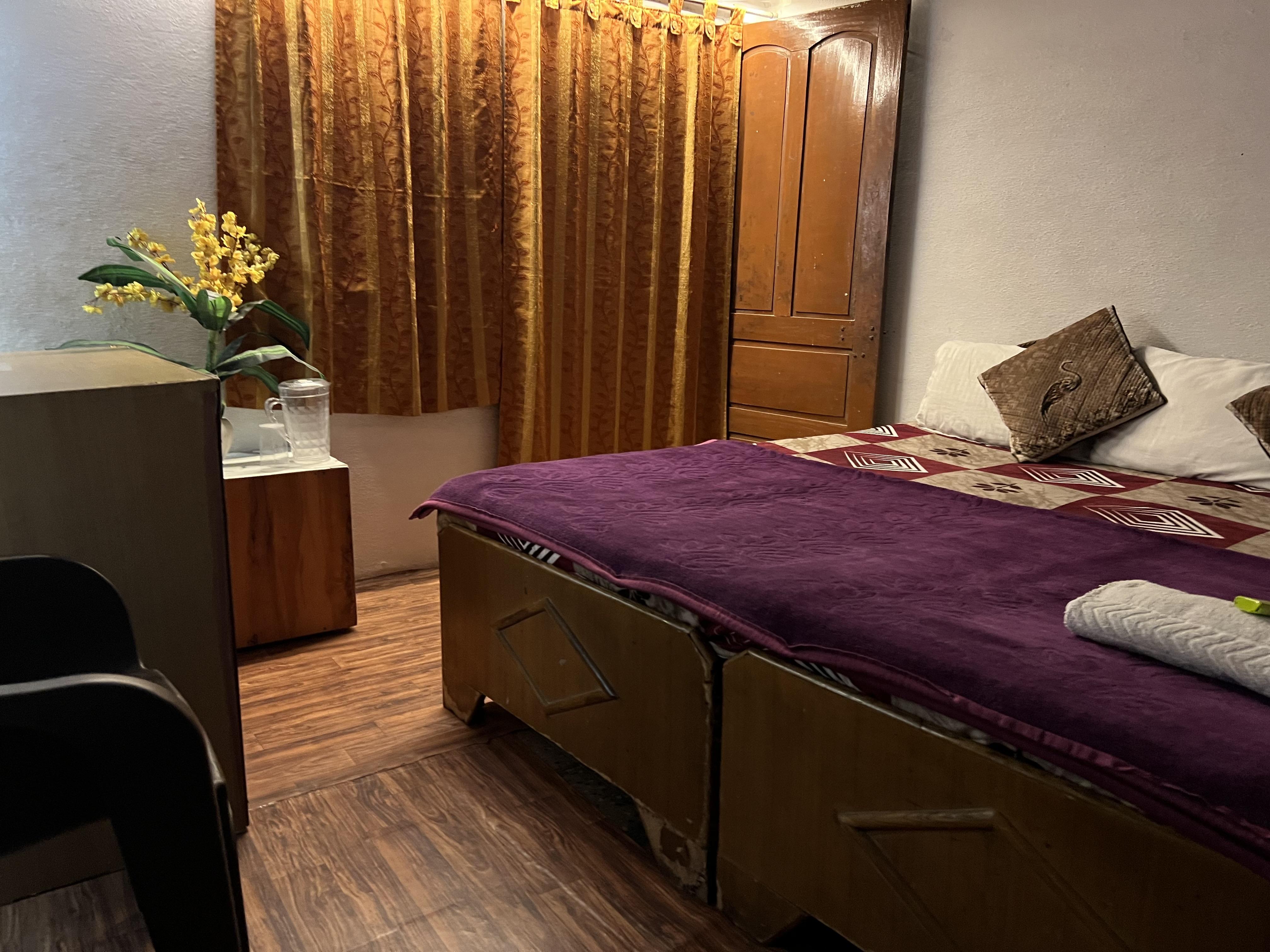 Mahakal home stay - Tap to explore photos