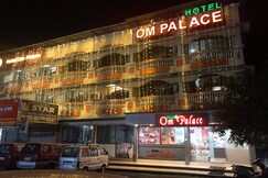 Hotel Om Palace