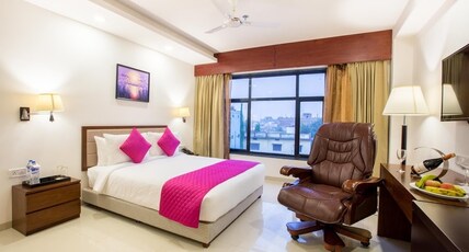 Diamond Palace Lords Plaza Room Type - Suite