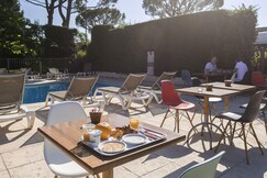 ibis Avignon South
