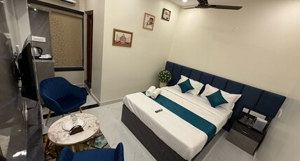 SHARAN'S INN SUITES & BANQUETS Room Type - Suite Rooms