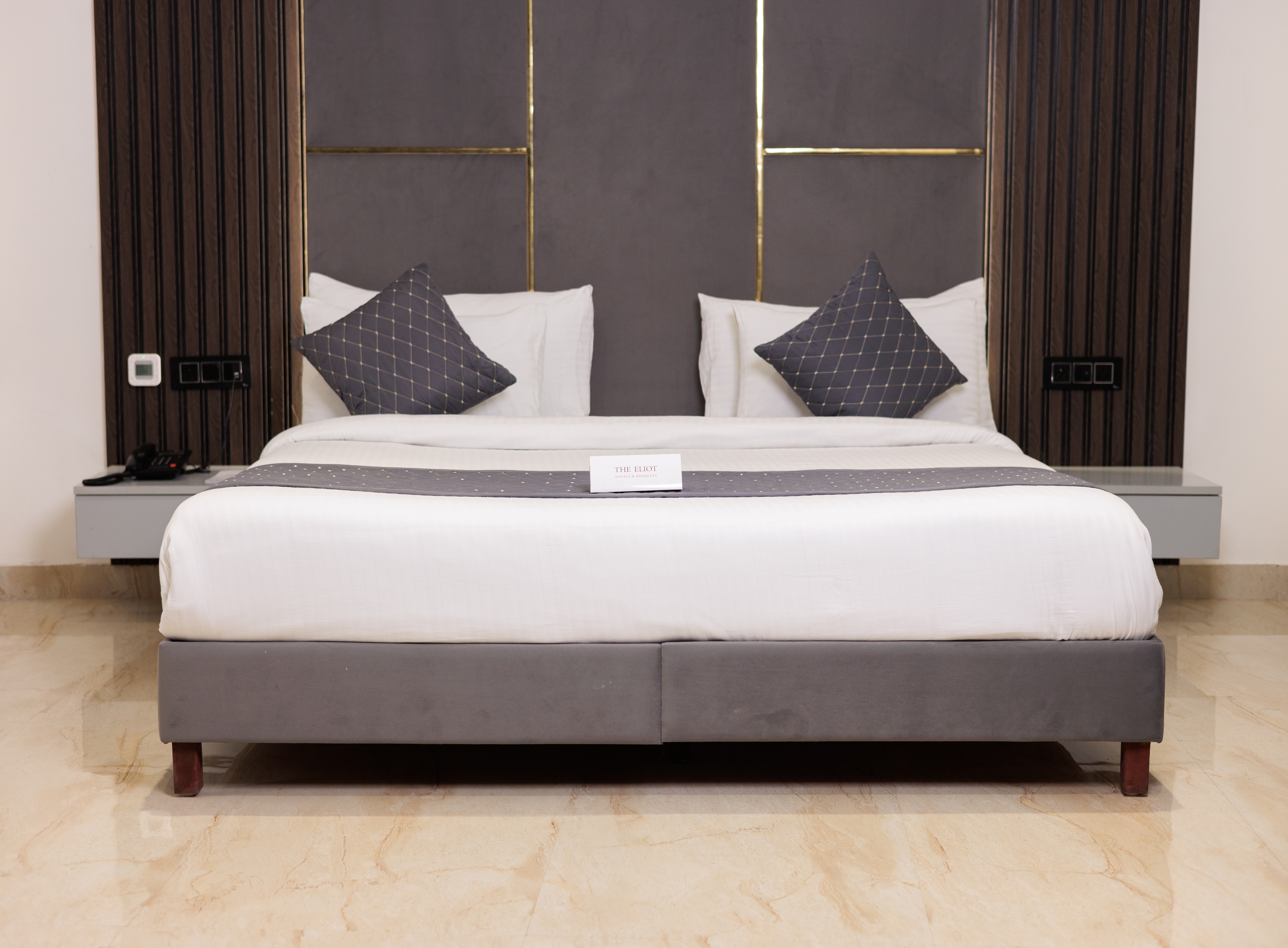 The Eliot Hotel and Banquets - Tap to explore photos
