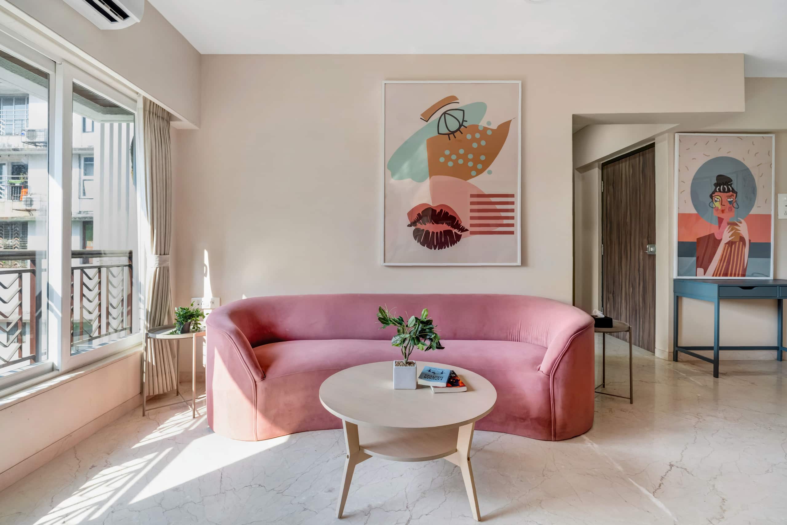 Tao A Cozy Private Room in Shared 3BHK - Tap to explore photos