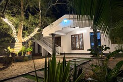 Rooms of Thira Homestay