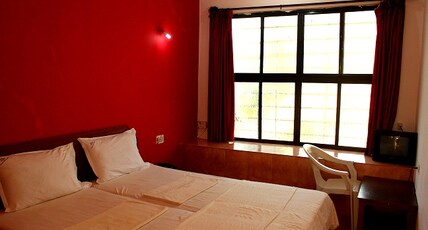 Poonam Resort Room Type - Non AC Deluxe Room
