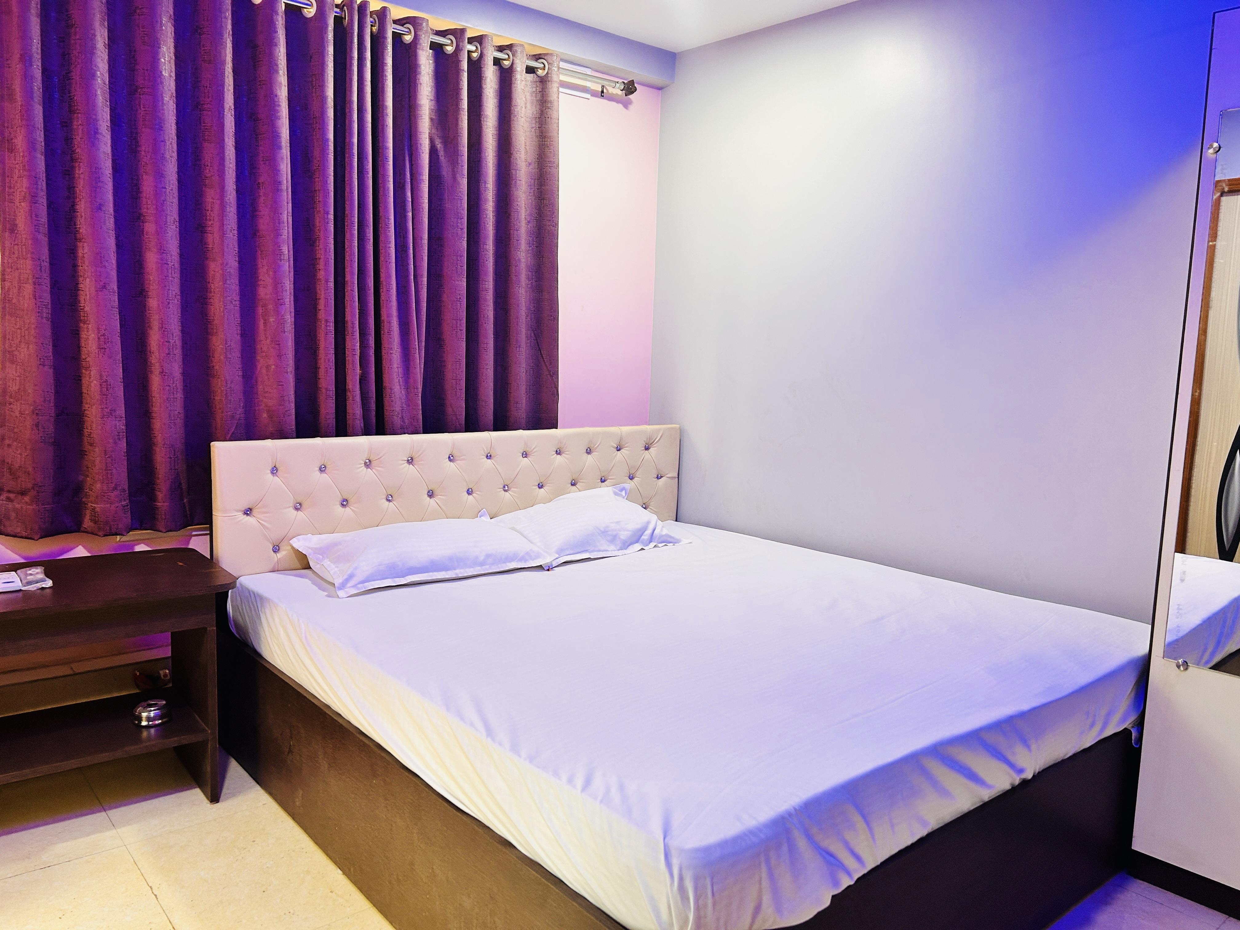 Aakriti Guest House - 400 Meter from Burdwan Railway Station - Tap to explore photos