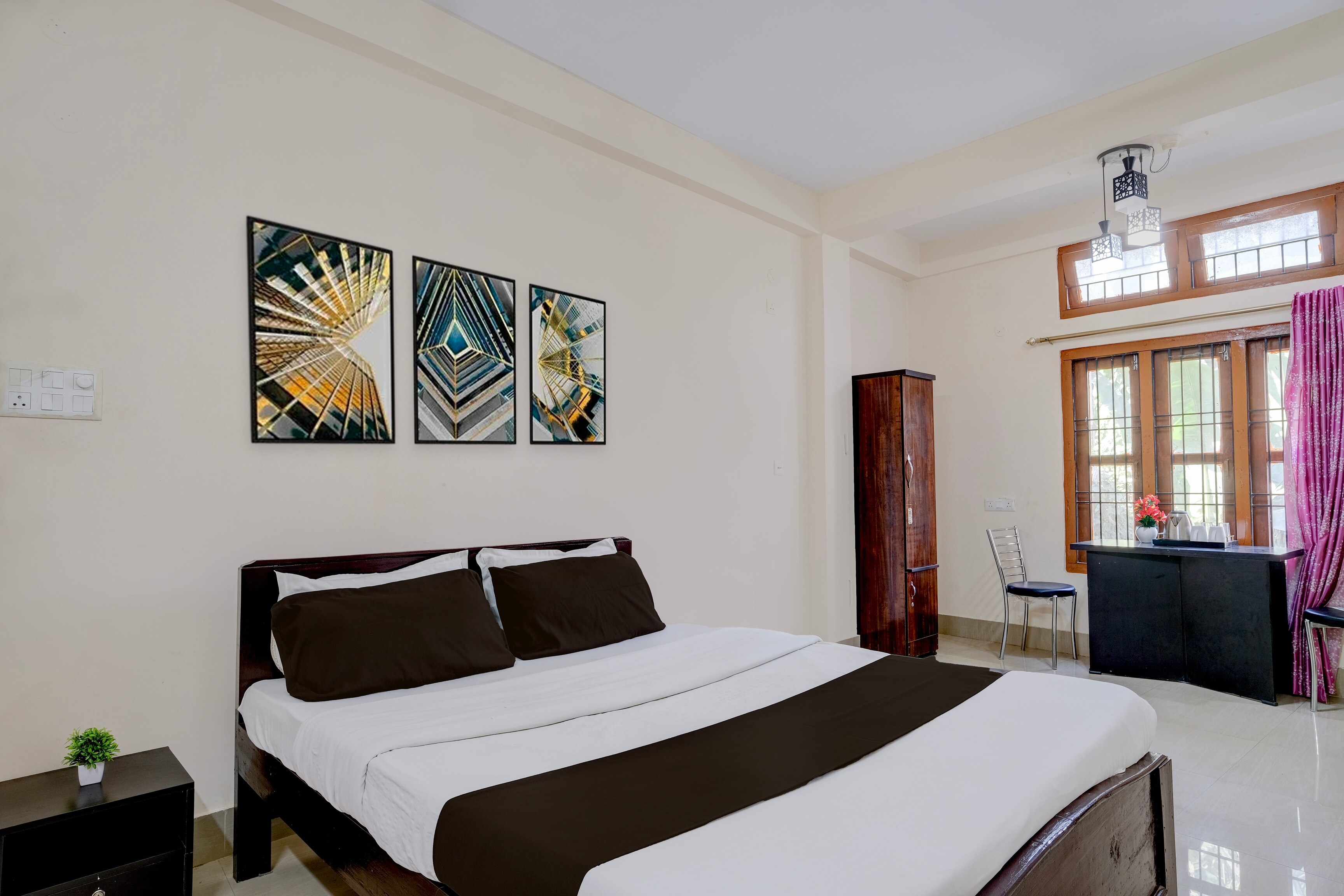 Hotel O Eco guest house - Tap to explore photos