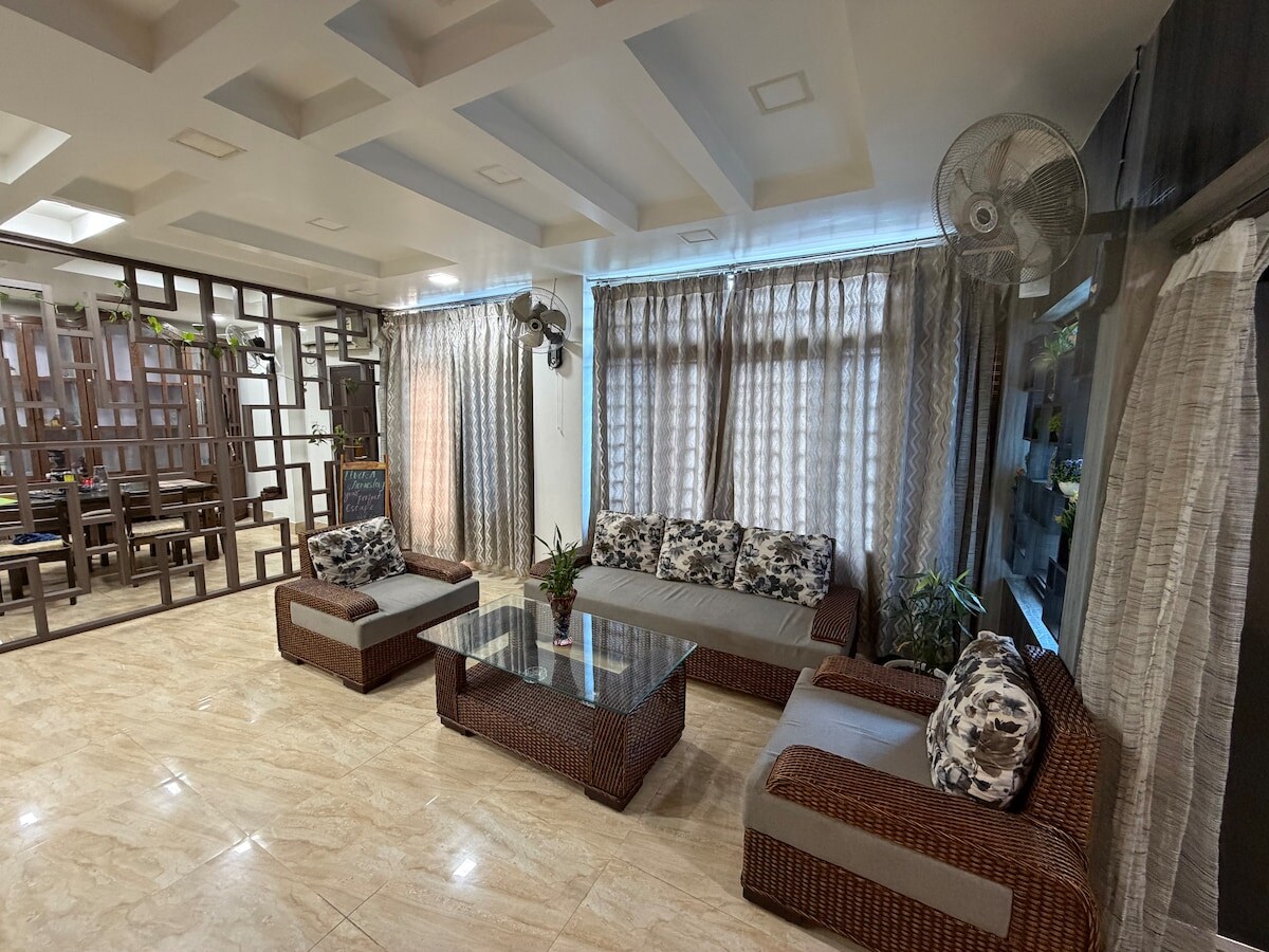 Rivera Homestay - Tap to explore photos