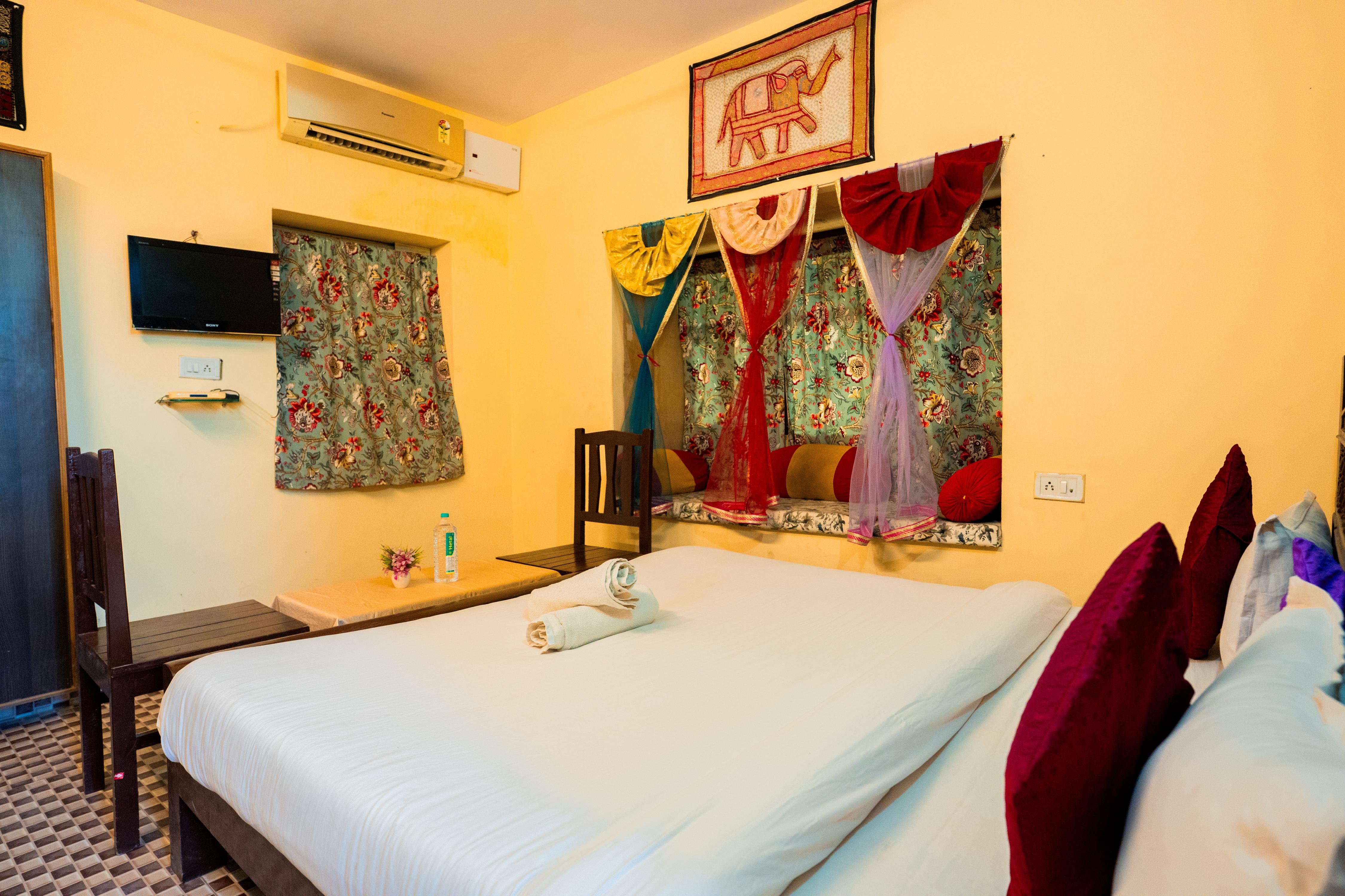 Hotel Rumis Jaisalmer - Tap to explore photos