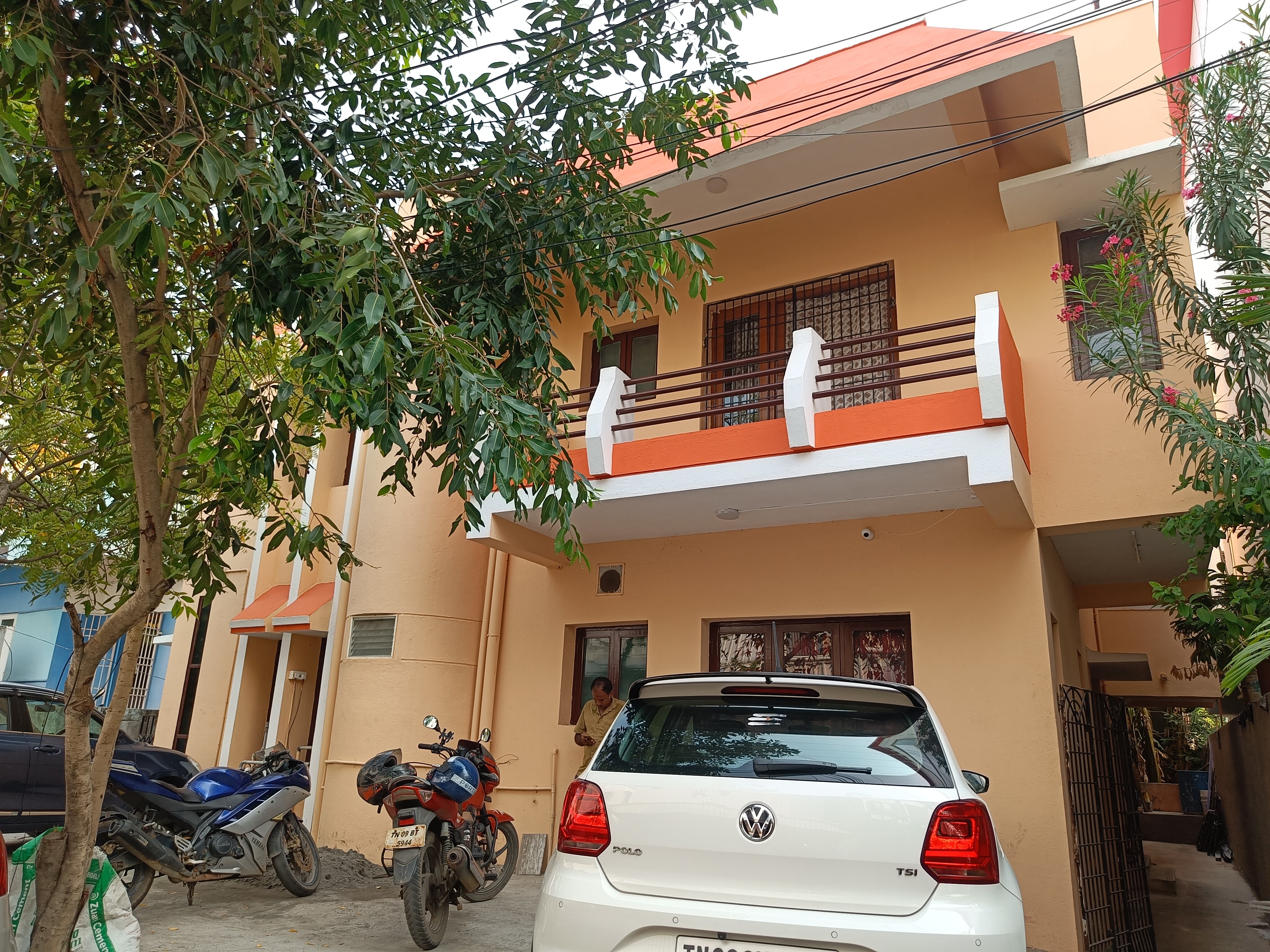 Trendz Service Apartments - Tap to explore photos