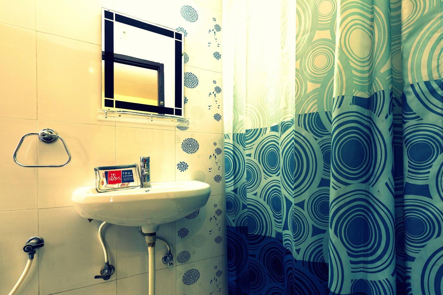 Hotel Ananta Inn - Tap to explore photos