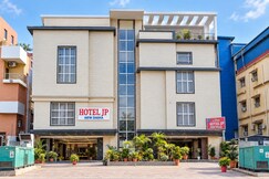 Rooms of Hotel J P