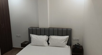 Sunrise Eco Stays Room Type - Double Room with Private Bathroom