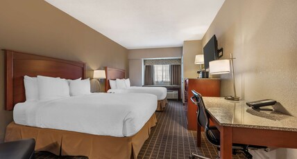 Best Western Plus Peak Vista Inn & Suites Room Type - 2 Queen Beds, Non-Smoking, Deluxe Room, Sitting Area, Pillow Top Mattress, Microwave And Refrigerato Best Western Plus Peak Vista Inn & Suites Room Type - 2 Queen Beds, Non-Smoking, Deluxe Room, Sitting Area, Pillow Top Mattress, Microwave And Refrigerato