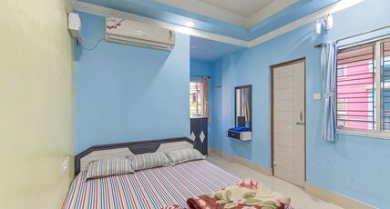 Chandana Guest House & Holiday Home Room Type - AC Deluxe Room with Balcony and Wifi