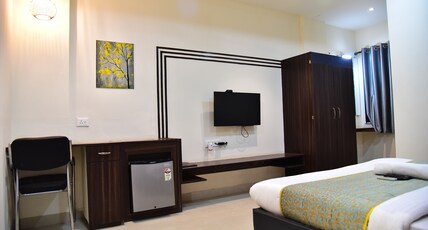 Hotel Gayatri Inn Room Type - Gayatri Inn Deluxe
