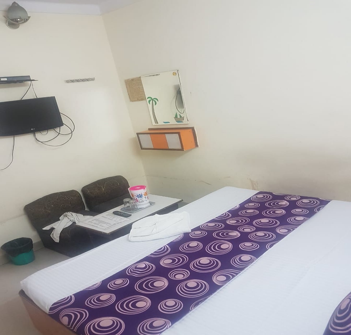 HAPPY BEDS - Tap to explore photos