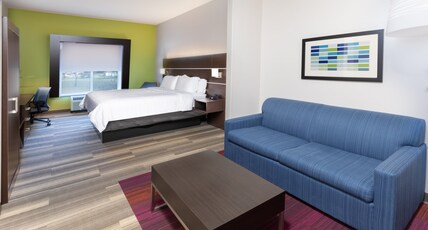 Holiday Inn Express & Suites PICAYUNE-STENNIS SPACE CNTR.  Room Type - 1 King Bed Suite Sofa Bed