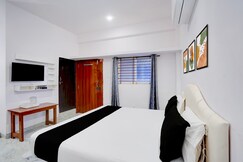 SPOT ON  Hotel Aarav Palace