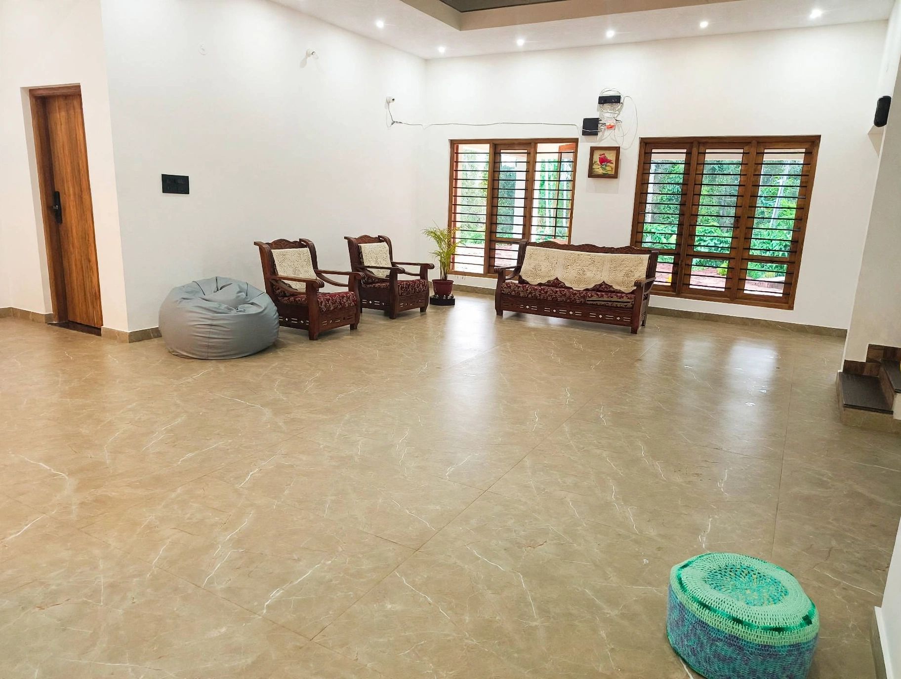 Capital Mansion 3Bdrm EstateView Villa: AryaGroup - Tap to explore photos