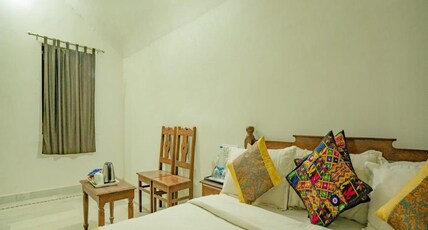 Dhun Desert Camp And Resort Jaisalmer Room Type - Grand Cottage Tent