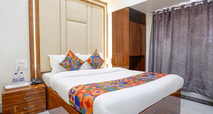 Hotel Eldoria Palace Room Type - Deluxe Room