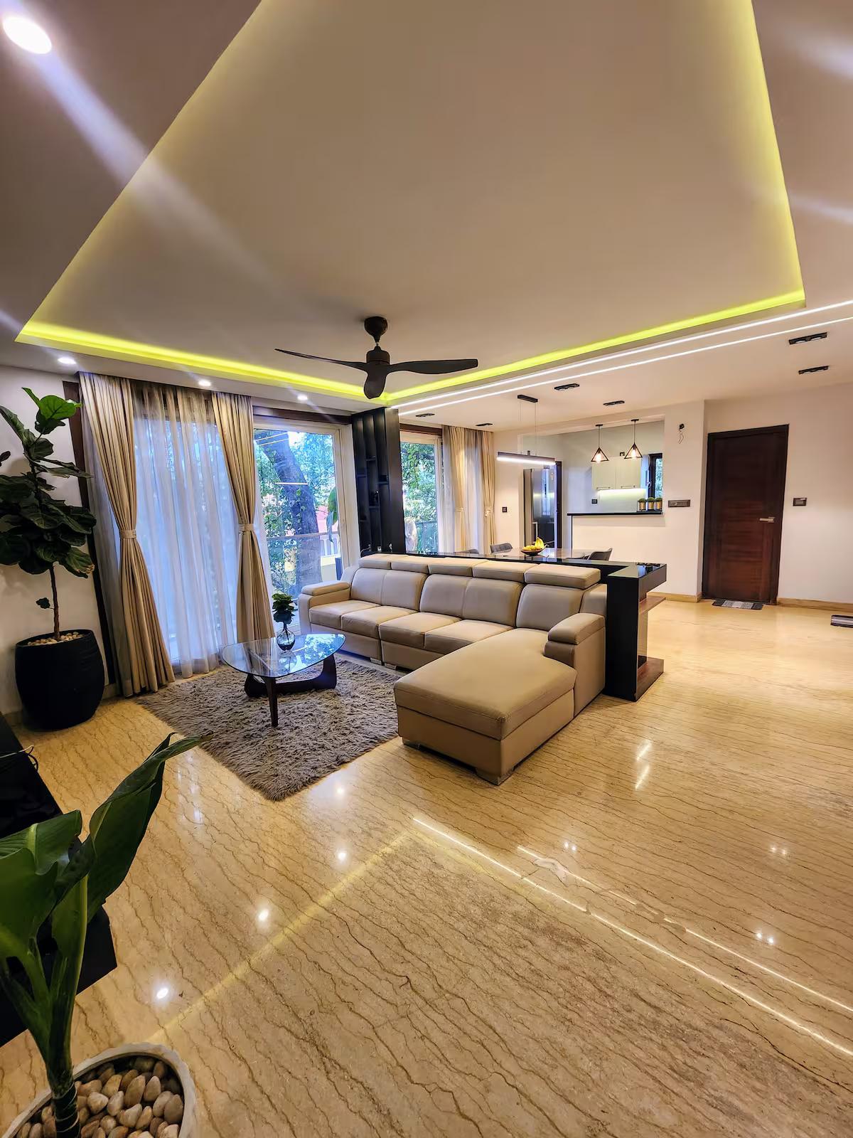 Highland Duplex in City Center - Tap to explore photos