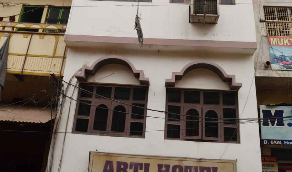 Hotel Arti - Tap to explore photos
