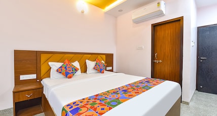 FabHotel Shaurya Palace, Pithampur Room Type - Deluxe Room