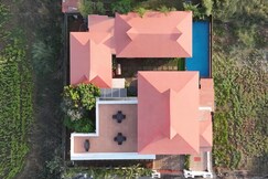 Madhavis Villa : 3BHK private pool getaway
