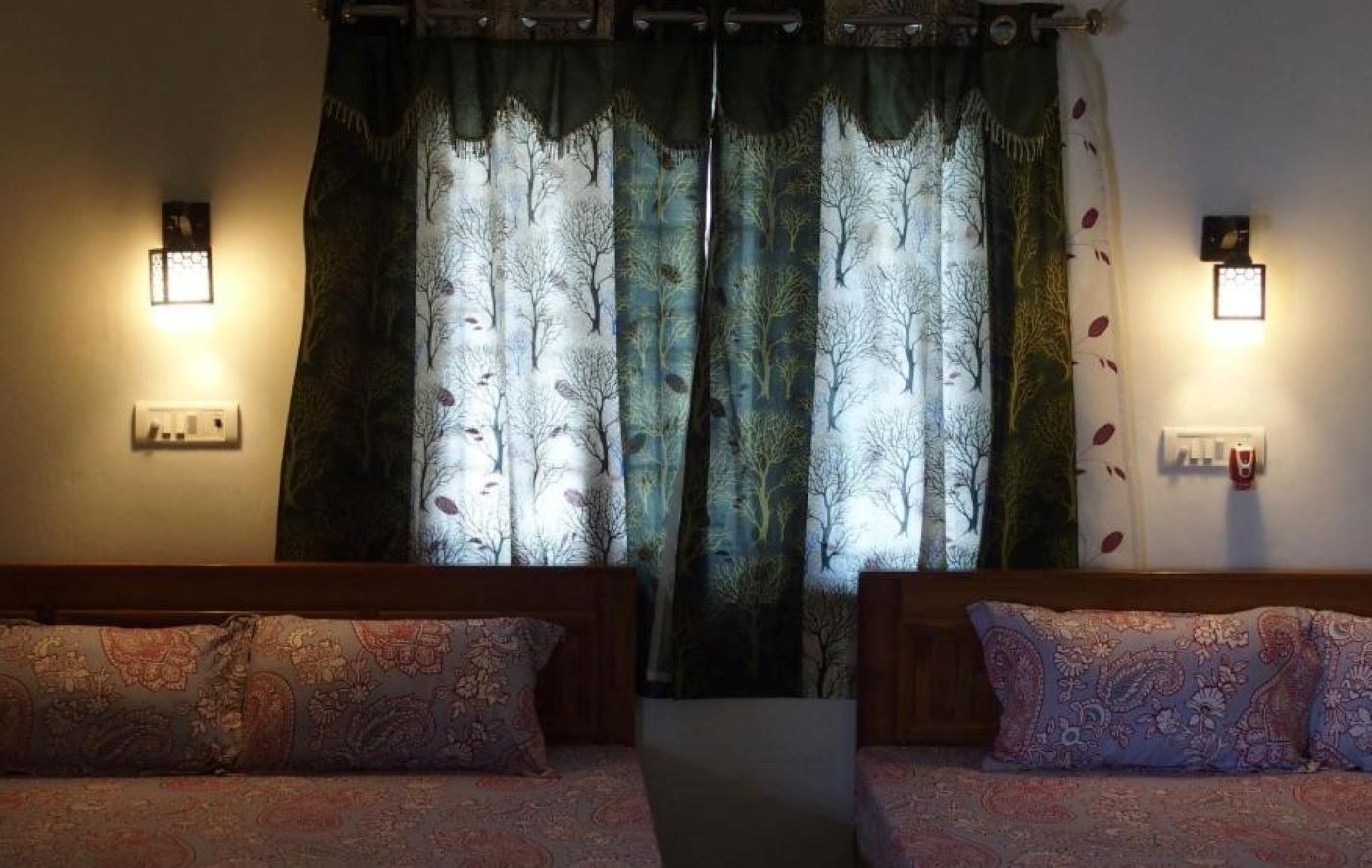 Silver Moon Guest House, Mahabalipuram - Tap to explore photos